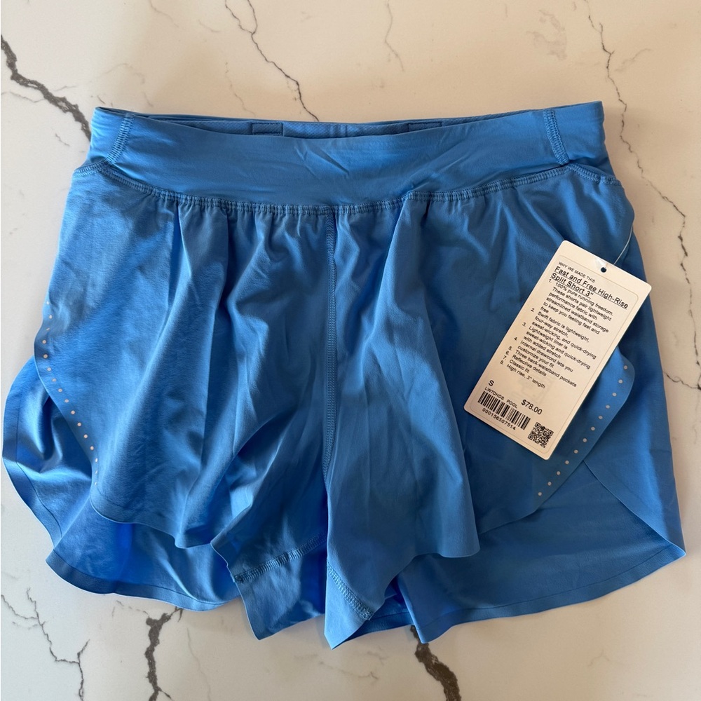 Lululemon Athletica - Fast and Free high rise 3” split shorts - small - pool
